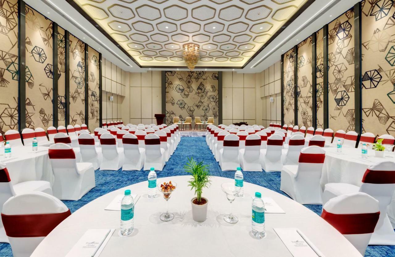 The Fern Residency Karad Hotel Bagian luar foto